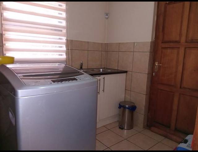 3 BEDROOM HOUSE FOR SALE IN VANDERBIJLPARK SE 8